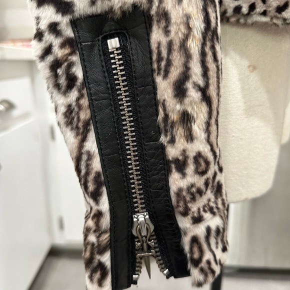 Cesare Paciotti Leopard animal print dagger rabbit fur Moto jacket XS - Picture 10 of 16